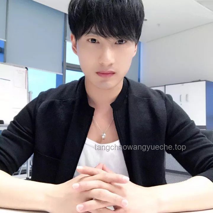 古天乐现身林峯演唱会：港星情谊与行业动态的深度剖析